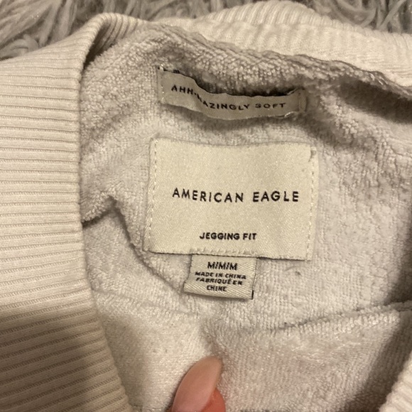 crewneck - Picture 2 of 2